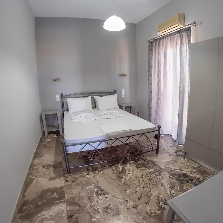 Pavlopetri Hotel Vinglafia