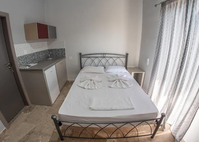 Pavlopetri * Vingláfia